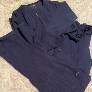 Jockey Navy Blue Scrub Set. Medium sized pants and top. Size small jacket.